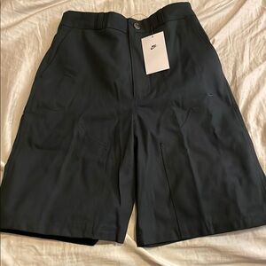 Nike Cargo Black Loose Fit Shorts